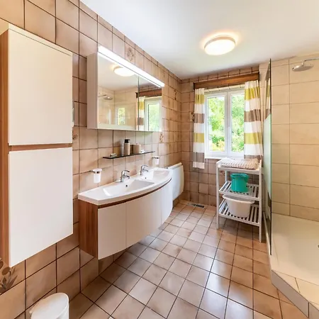 Casa de Férias Charming In Heart Of The Ardennes Lierneux